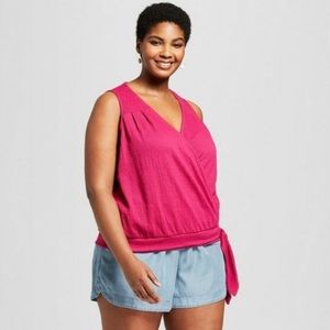 Universal Thread Fuchsia v neck tie waist top
